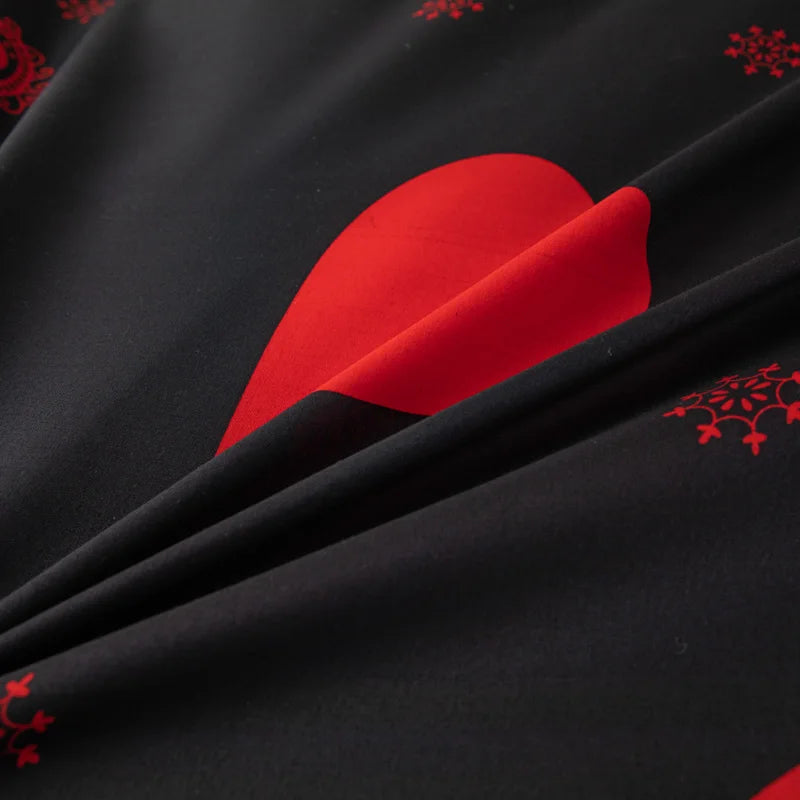 Housse De Couette Baroque Noire À Coeurs Rouges zoom